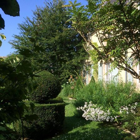 Bed and Breakfast De Ma Fenetre Saint-Martin-des-Entrées Exterior foto