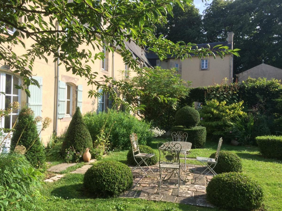 Bed and Breakfast De Ma Fenetre Saint-Martin-des-Entrées Exterior foto